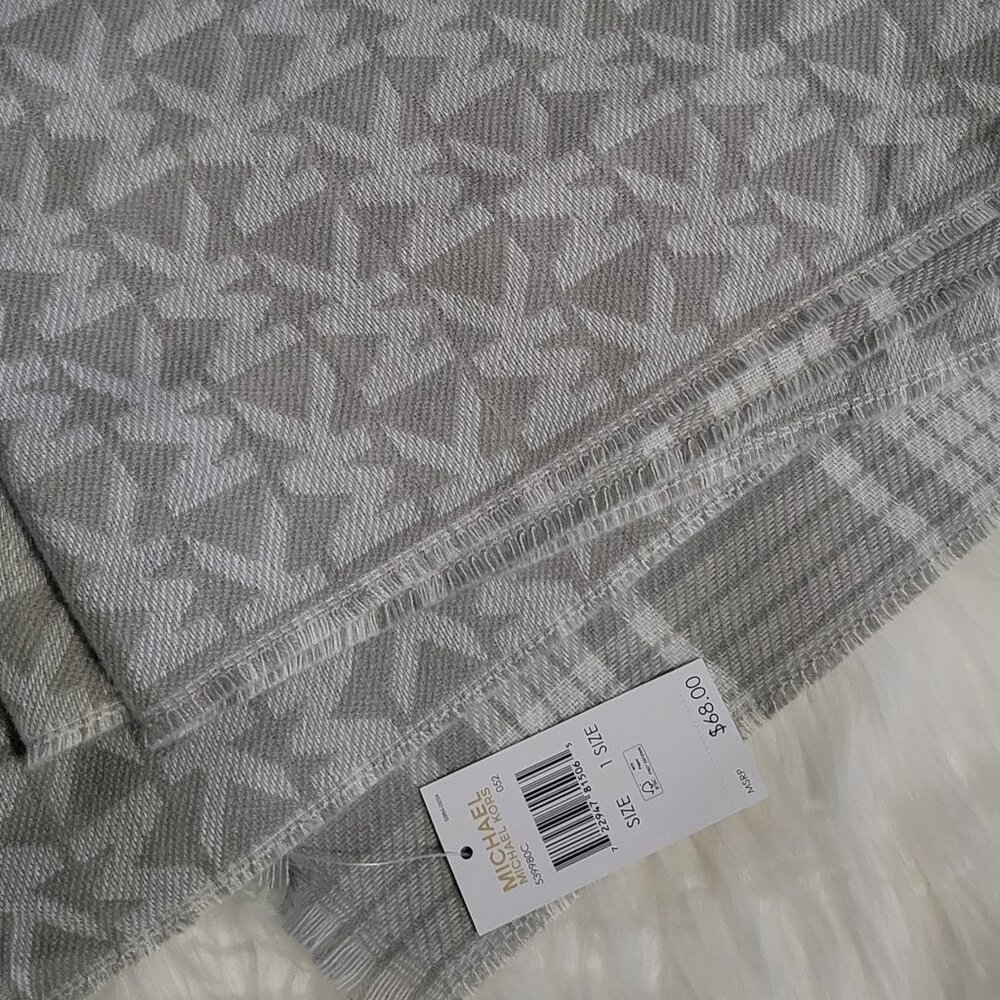 Michael Kors Womens Scarf